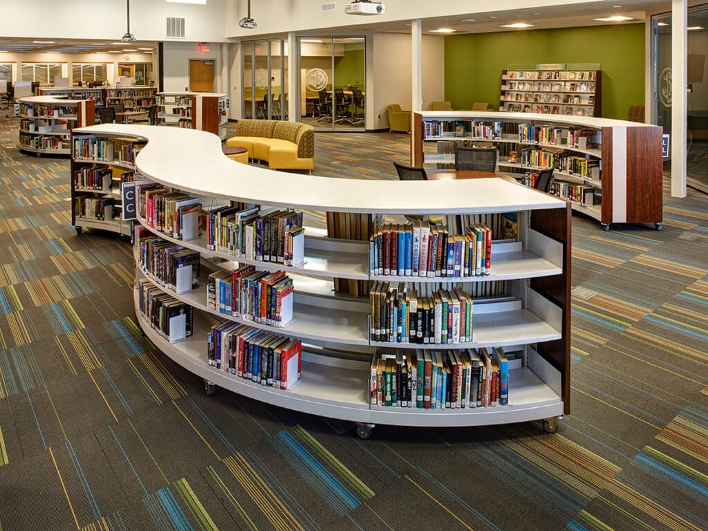 Glen Lake curved shelving