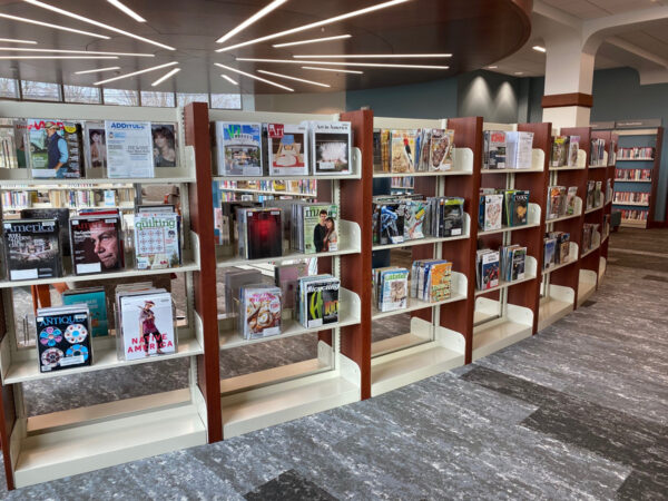 Magazine display shelving