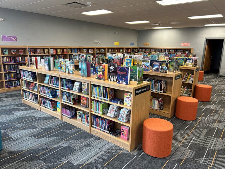 Abbie Grove Elem, IA_2024_QT-4165_Worden Wood Shelving (1) 1200x900