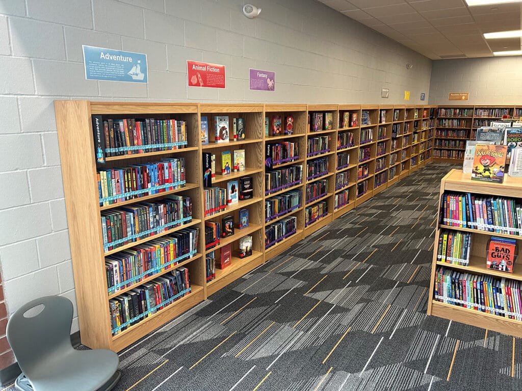 Abbie Grove Elem, IA_2024_QT-4165_Worden Wood Shelving (2) 1200x900