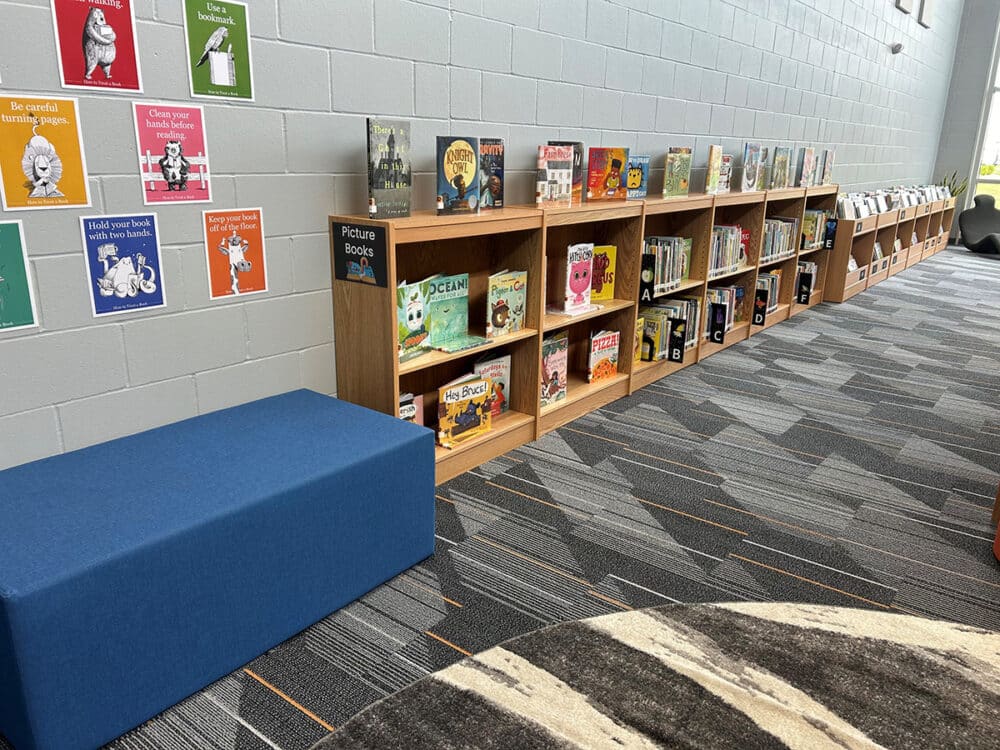 Abbie Grove Elem, IA_2024_QT-4165_Worden Wood Shelving (5) 1200x900