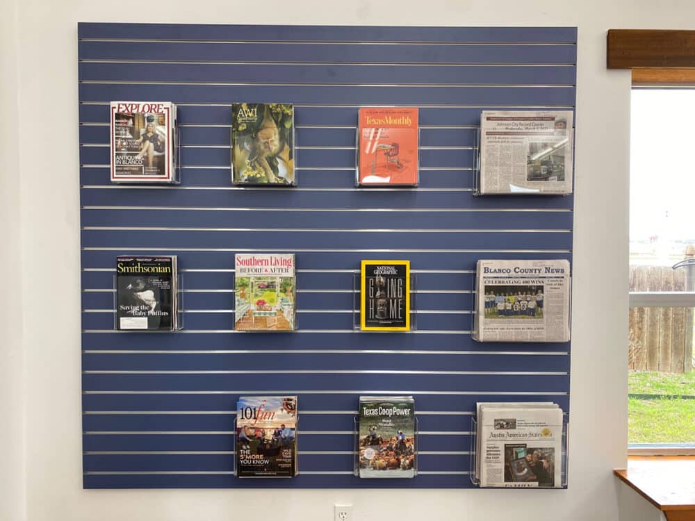 Magbox Slatwall Standard and Newspaper