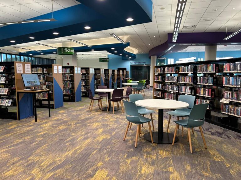 Tinley Park Public Library and seating